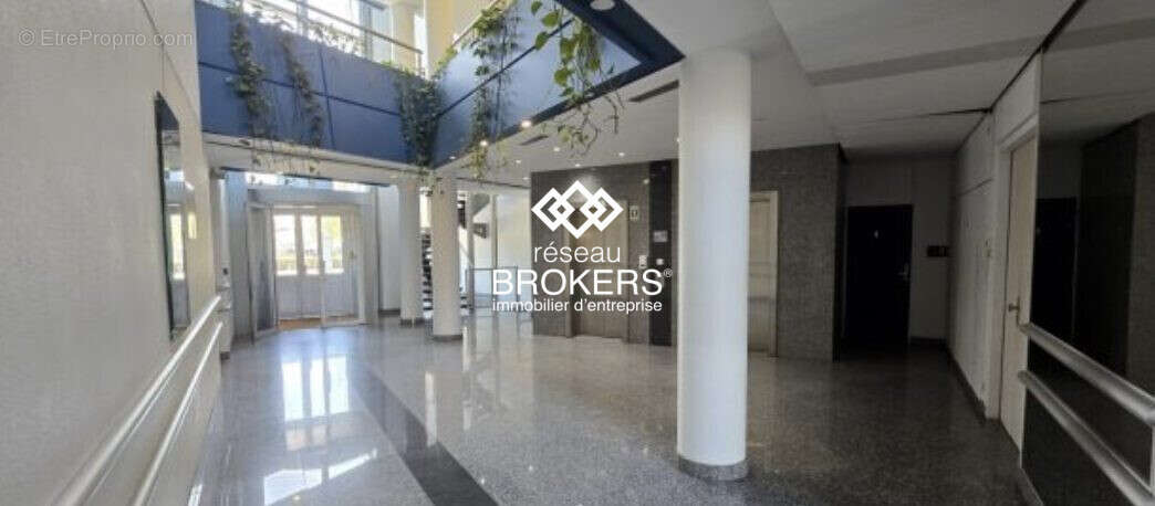 Commerce à VILLEPINTE