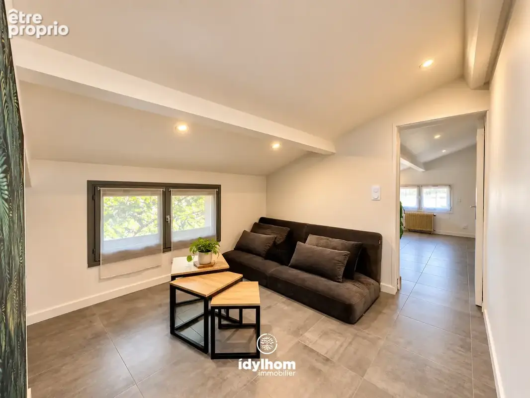 Maison T6 de 138 m2 avec jardin et double garage à Villeneuve-Tolosane - photo 11