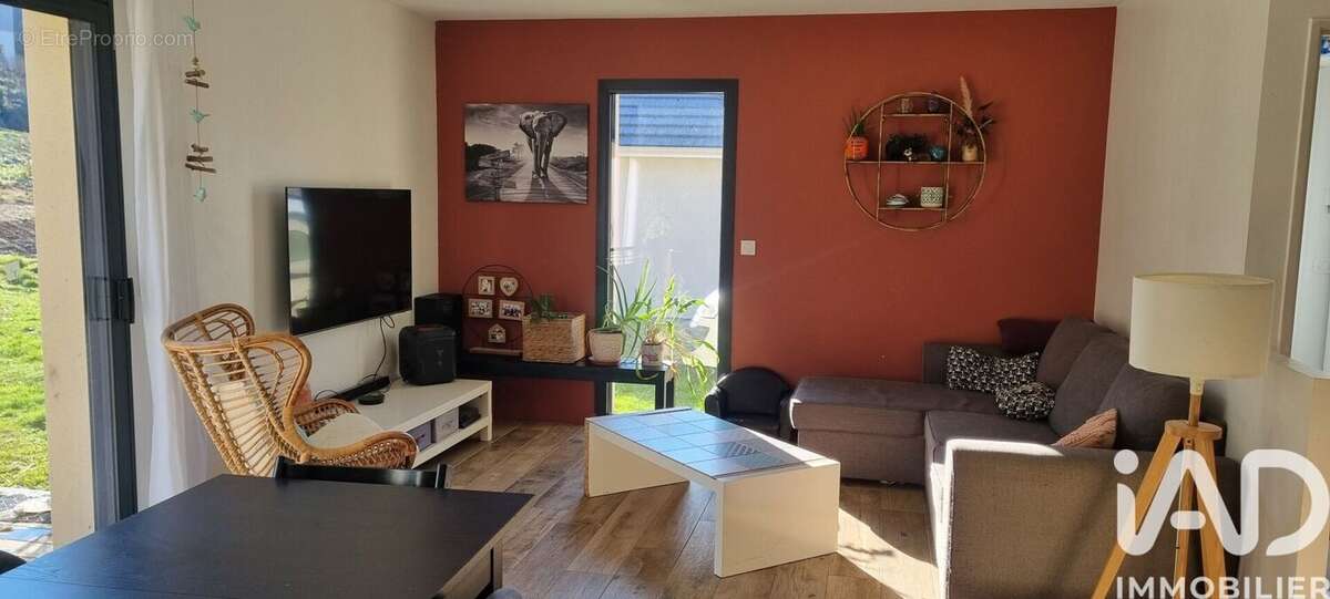 Maison 114 m² à Saint-Bonnet-Avalouze  - photo 9