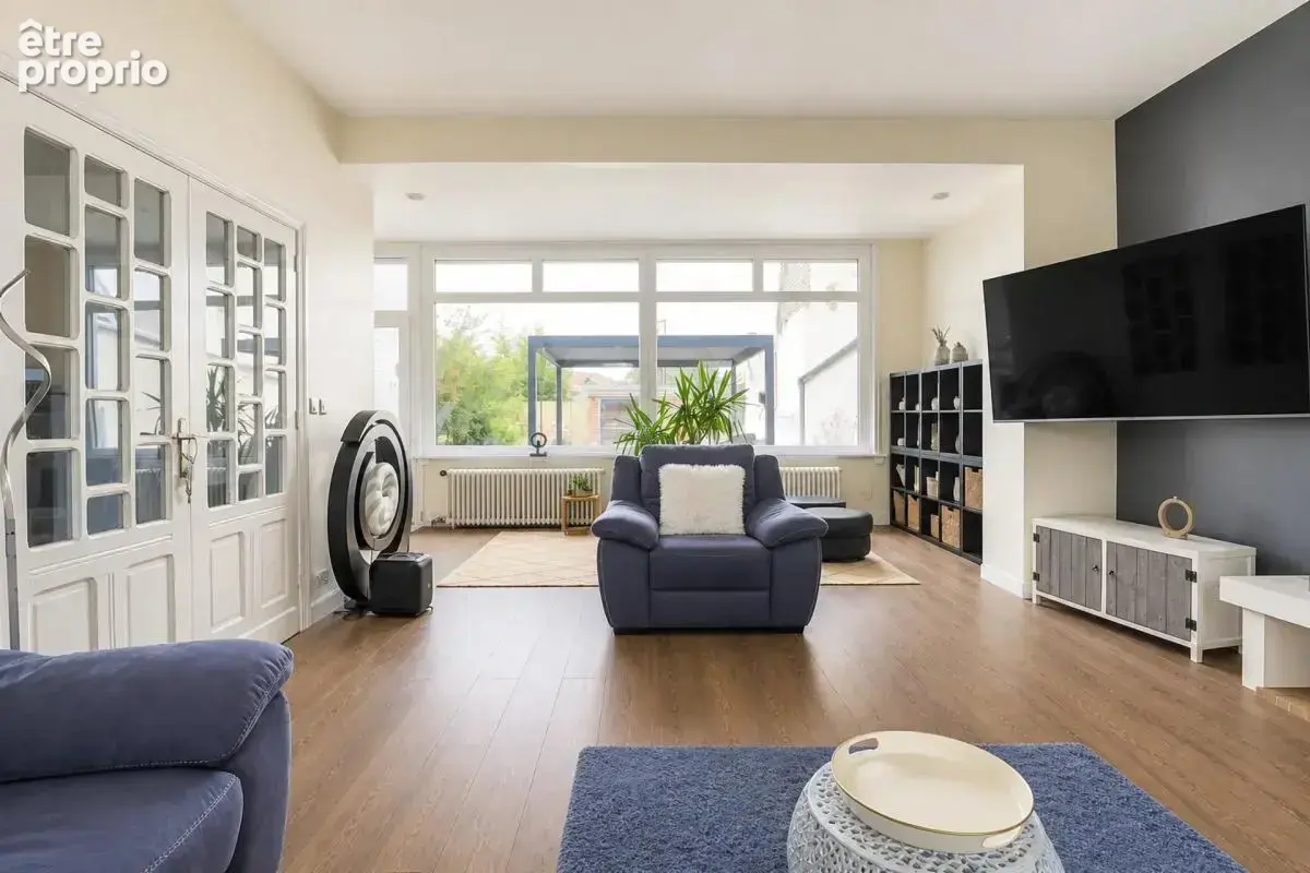 Aniche - maison de maître de 237 m² avec piscine, spa & sauna - photo 4