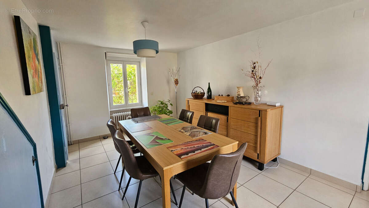 Maison à SAINT-GENIEZ-D'OLT