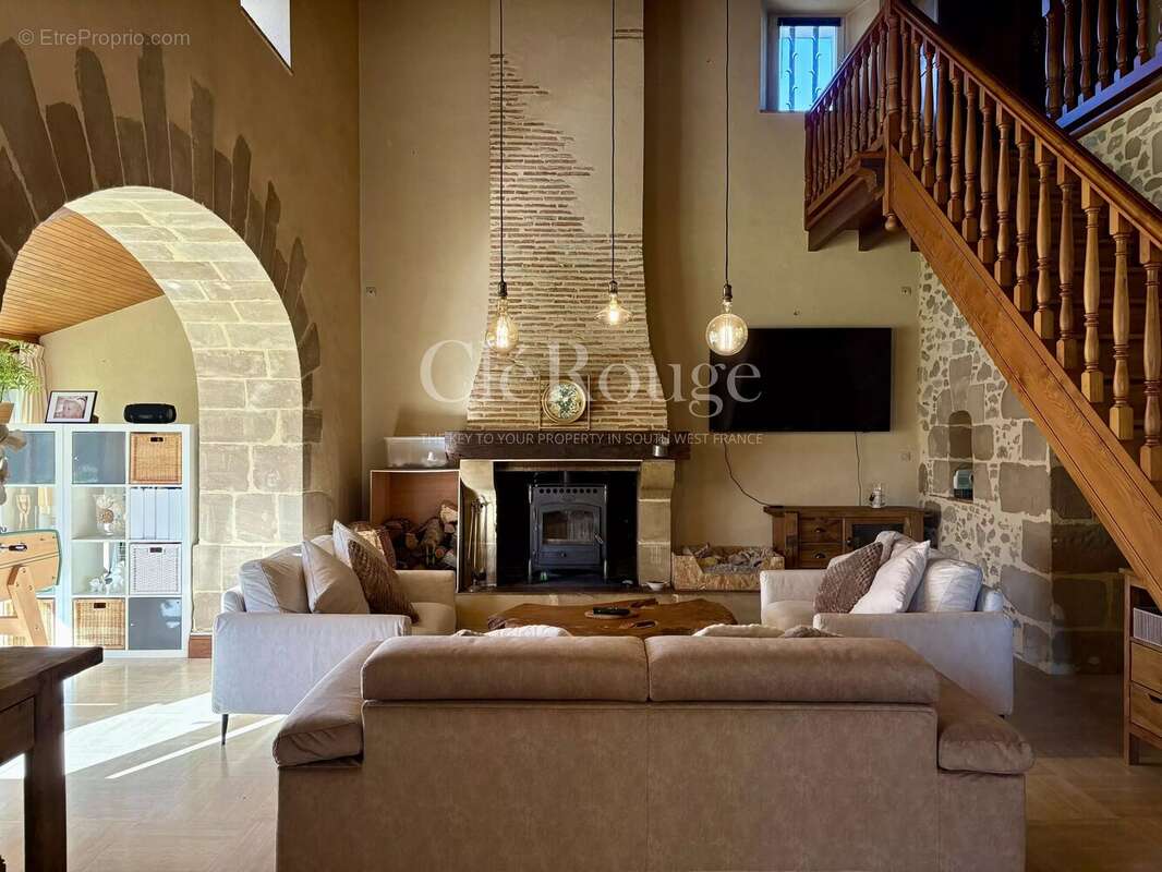 Maison à TOMBEBOEUF