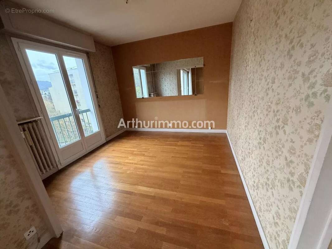 Appartement à LONS-LE-SAUNIER