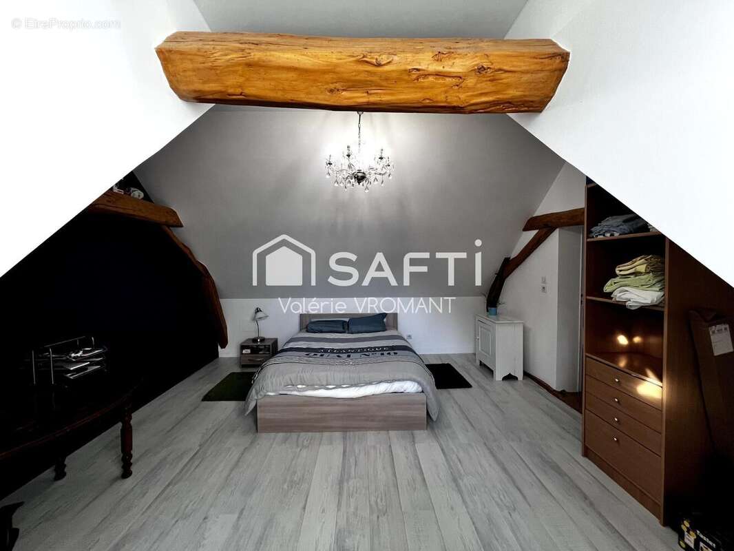 Maison 252 m² à Luzille  - photo 9