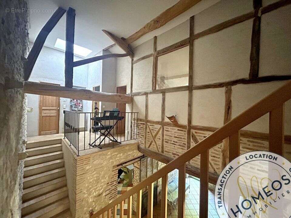 Maison à MEILLONNAS