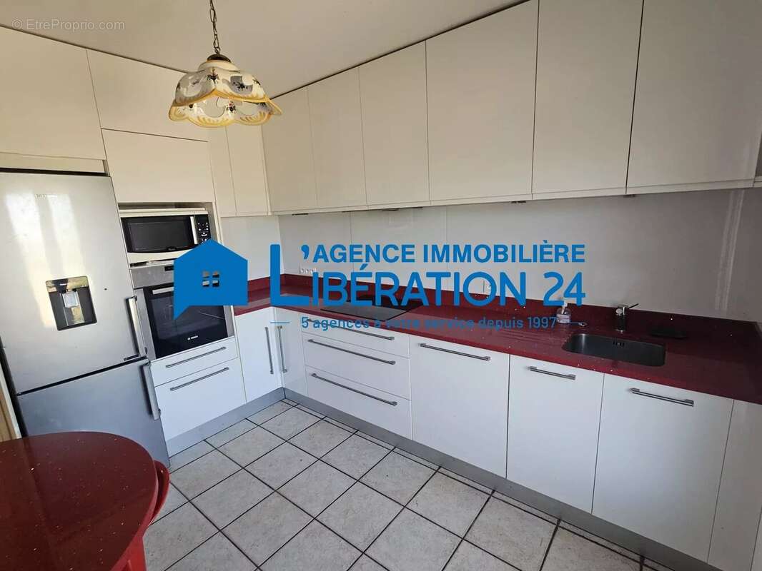 Villa plain pied 193m² avec terrain plat 1457m² - photo 8
