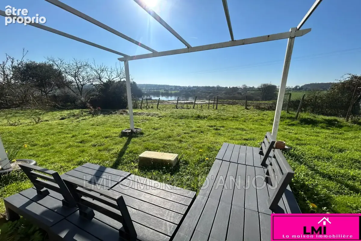 Maison 71 m² à Saint-Julien-De-Vouvantes  - photo 2