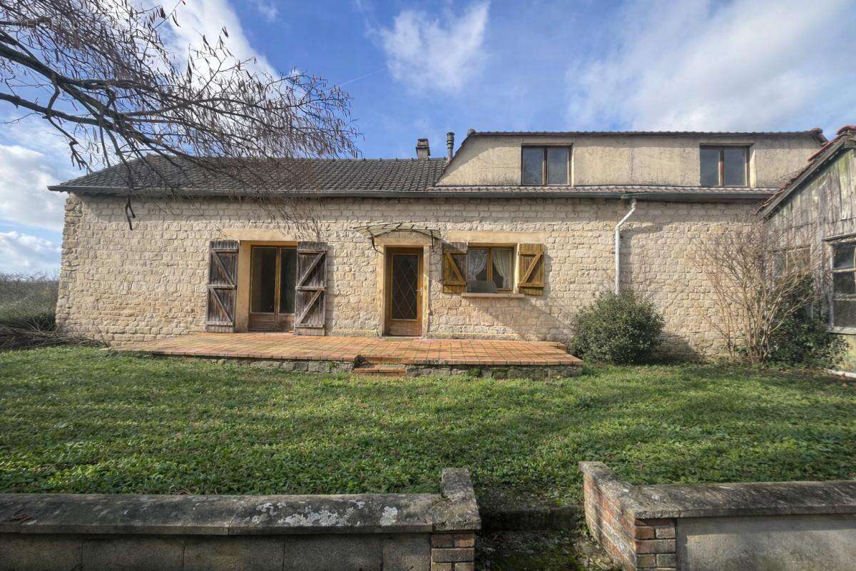 Maison à AUVERS-SUR-OISE