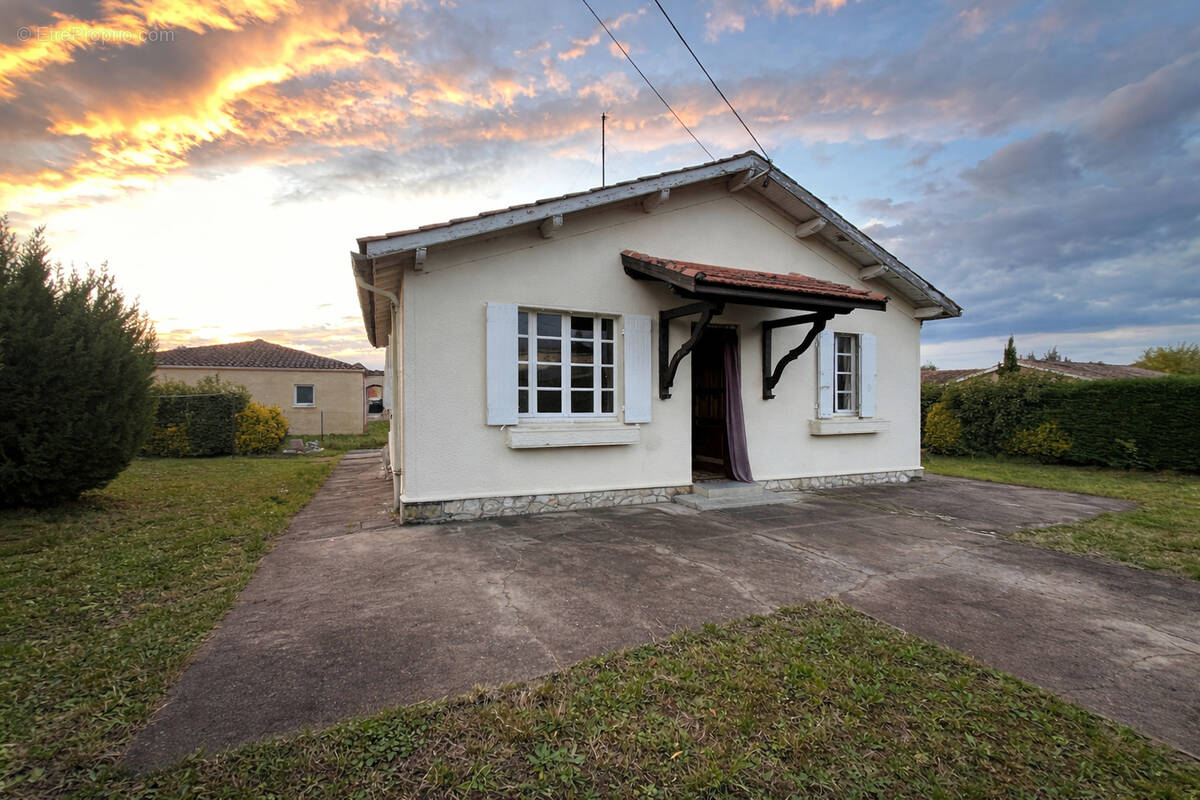 Maison à SAINTE-LIVRADE-SUR-LOT