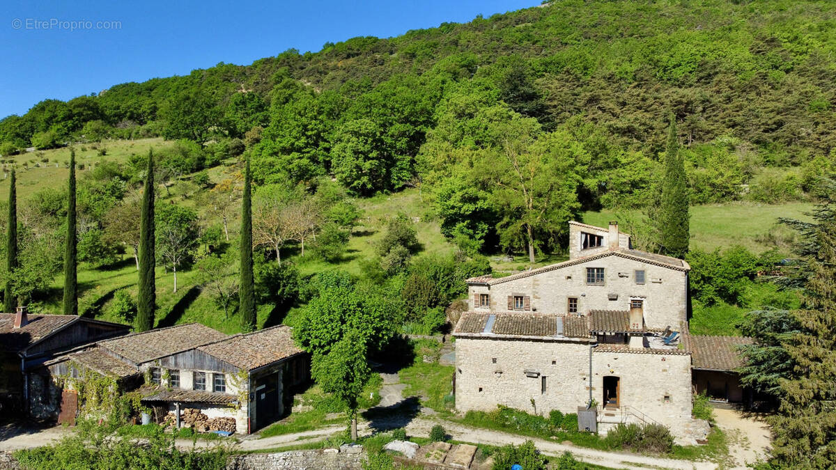 Maison à DIEULEFIT
