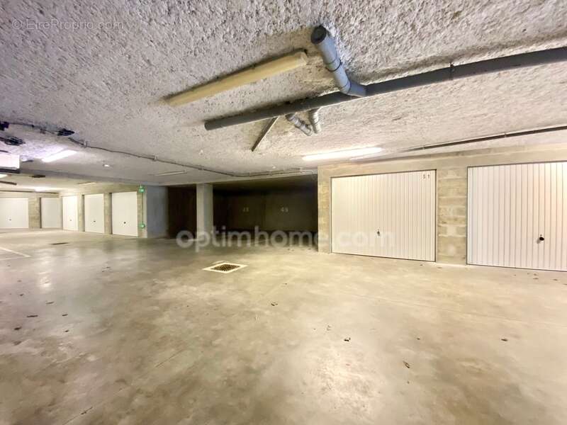 Appartement à COLOMBELLES