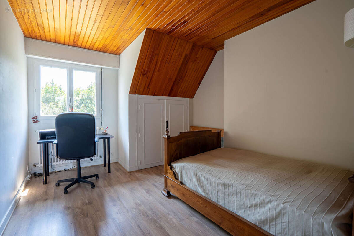 CONCARNEAU - Le Cabellou - Maison familiale 5 chambres à 200 m de la plage et des sentiers côtiers - photo 10