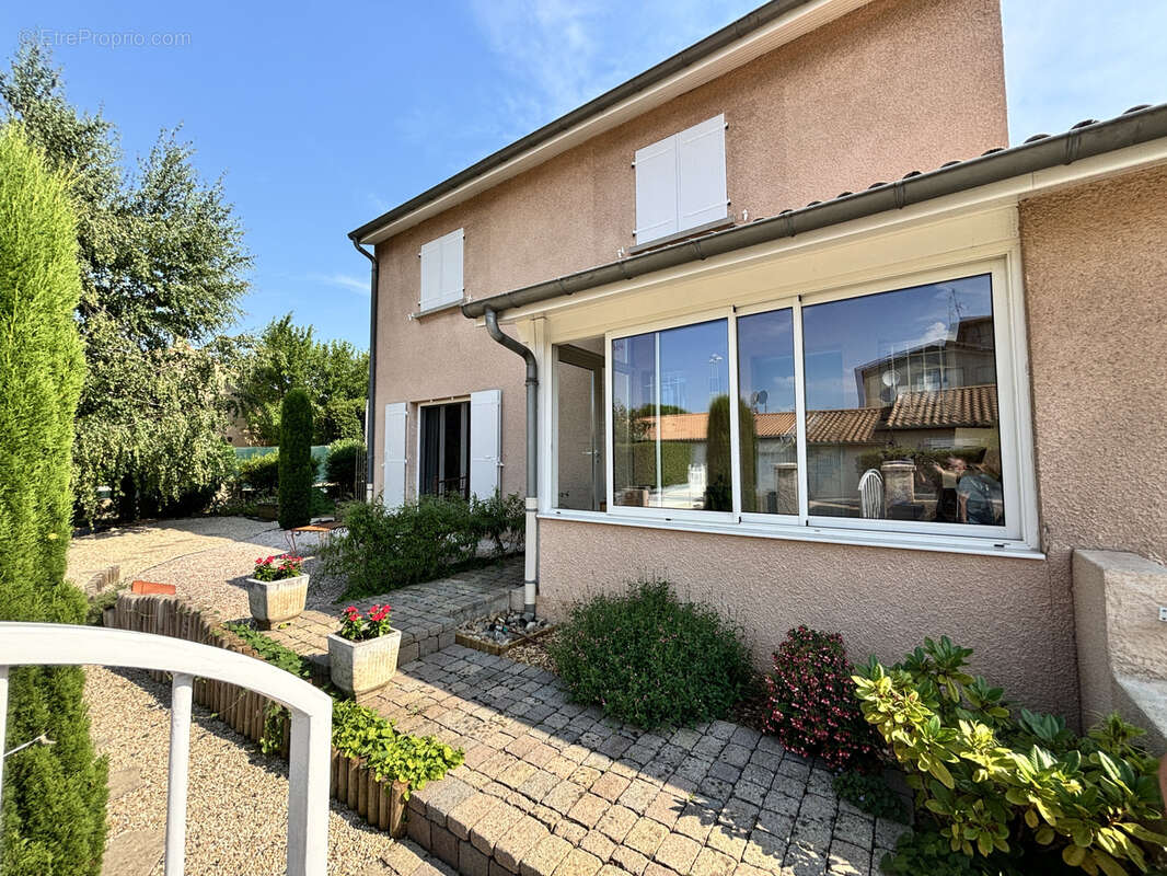 Maison à PORTES-LES-VALENCE