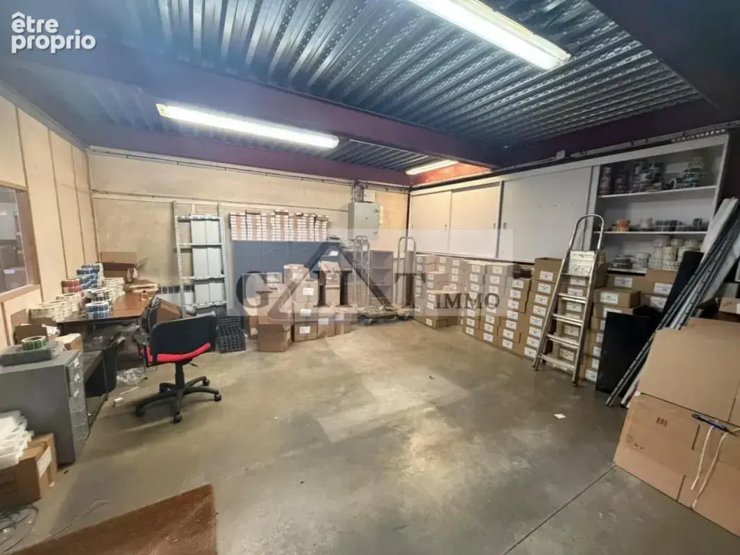 Entrepot bureaux 396m2 a vendre valenton - photo 2