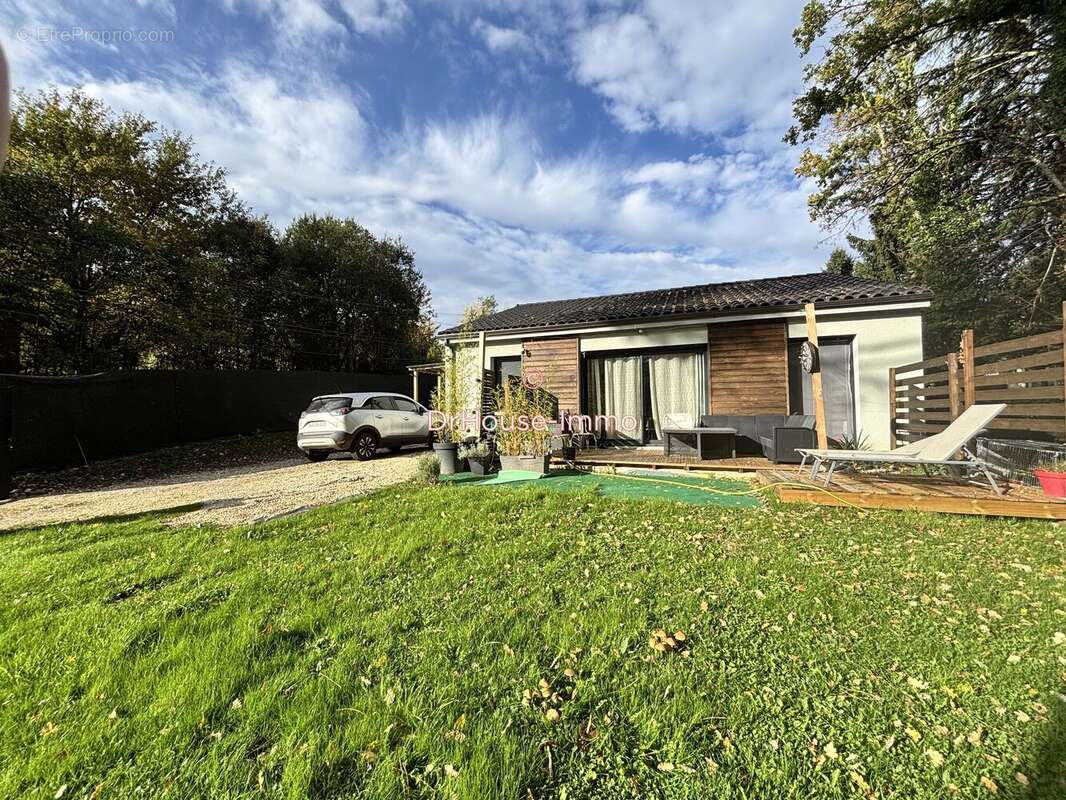 Maison à COULOUNIEIX-CHAMIERS