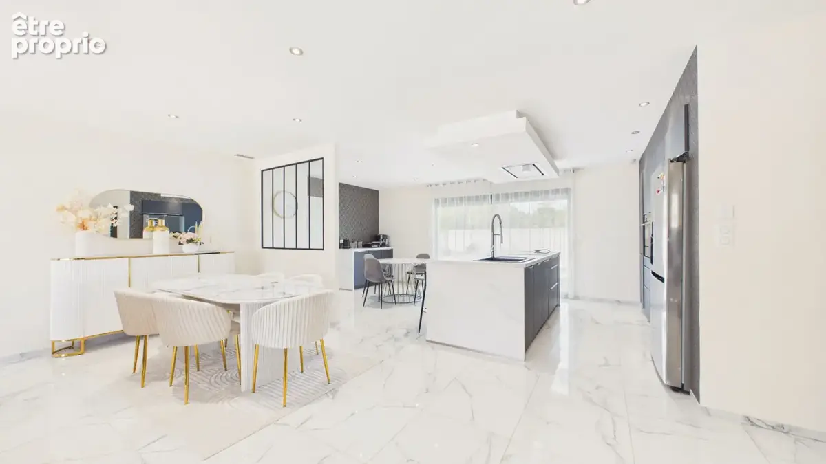Maison re 2020 de plain pied de 152 m² avec piscine et pool house - photo 13