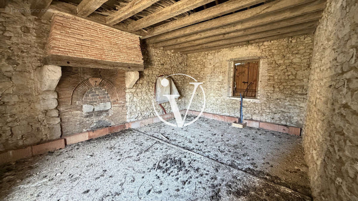 Maison 128 m² à Gombergean  - photo 5