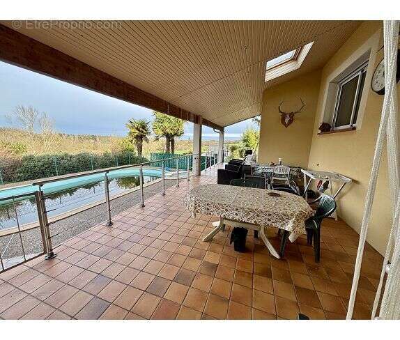 Maison à FONTENILLES