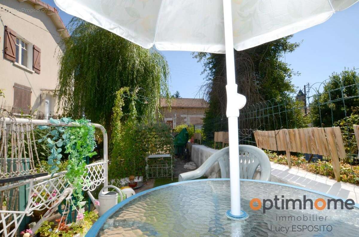  Charmante maison de village exposée plein sud avec magnifique jardin de cour – Chabanais (16)  - photo 15