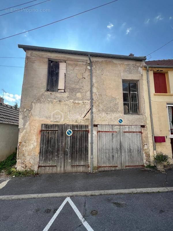 Maison à COULOMMIERS