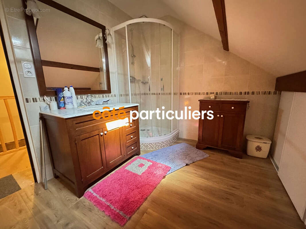 Maison à FLEURY-LES-AUBRAIS