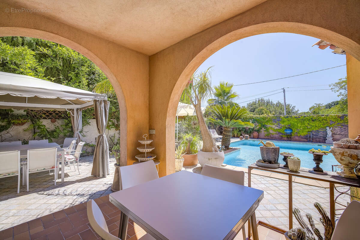 Nice Ouest , agréable villa indépendante de 214m2 avec piscine - photo 10