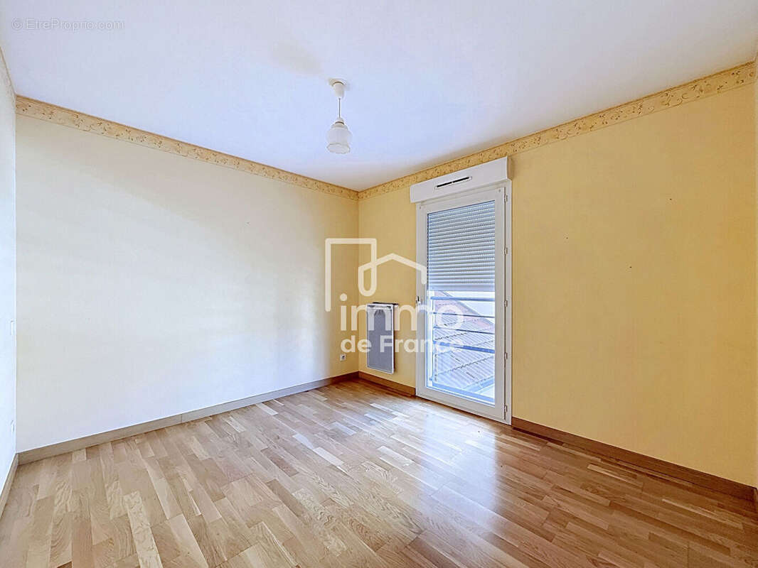 Appartement à BELLEGARDE-SUR-VALSERINE
