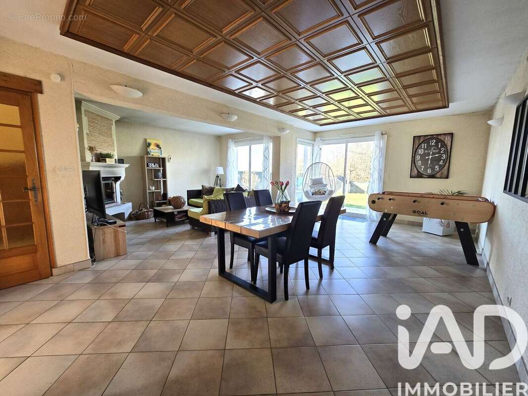 Maison 161 m² à La Boissiere-Sur-Evre  - photo 4