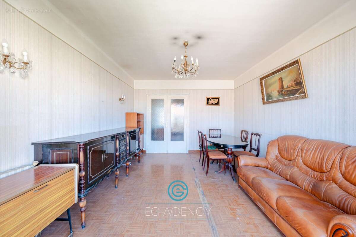 Appartement à MARSEILLE-7E