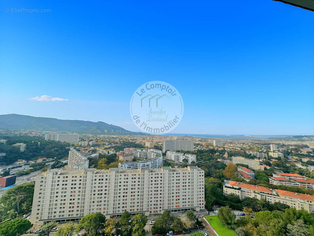 Appartement à MARSEILLE-9E