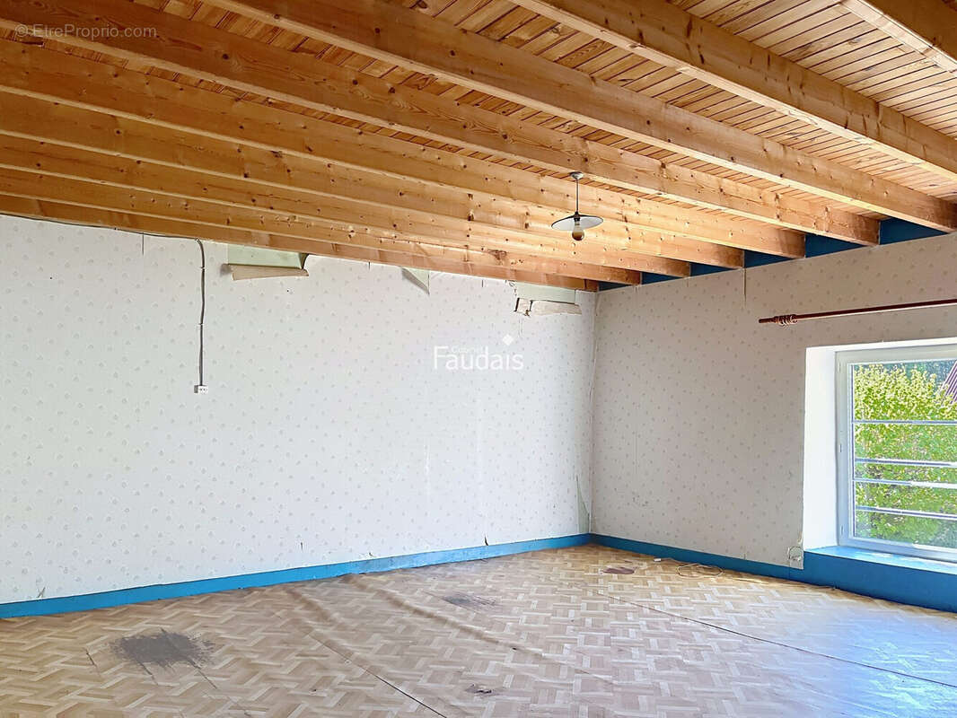 Maison 115 m² à Saint-Patrice-De-Claids  - photo 4