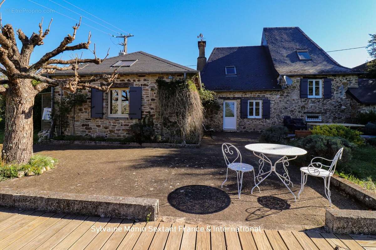 Maison à SAINT-MESMIN