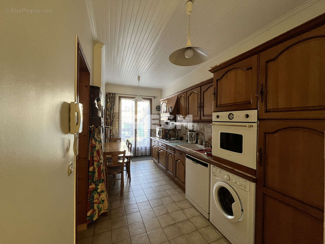 Maison à CORBEIL-ESSONNES