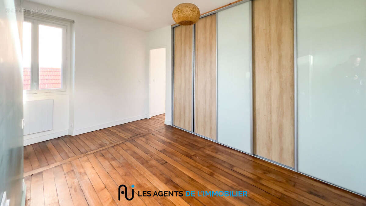 Appartement à NANTERRE