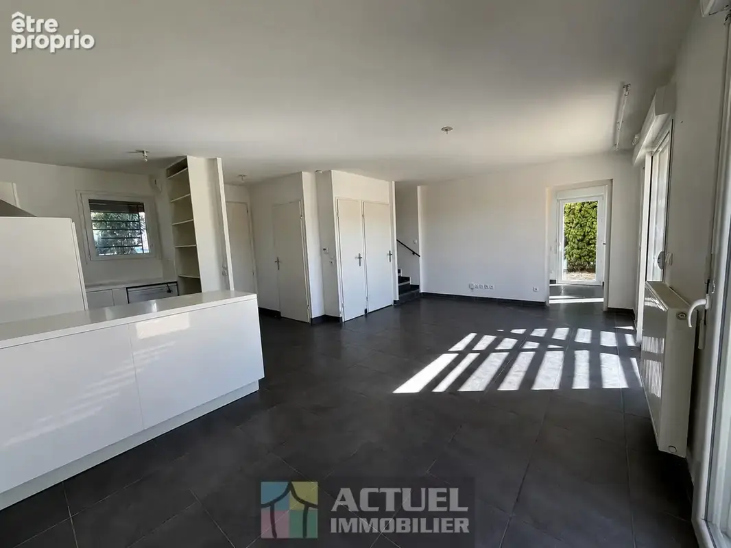 Maison T4 de 80 m2 avec jardin et garage   Saint-Clément-de-Rivière - photo 1