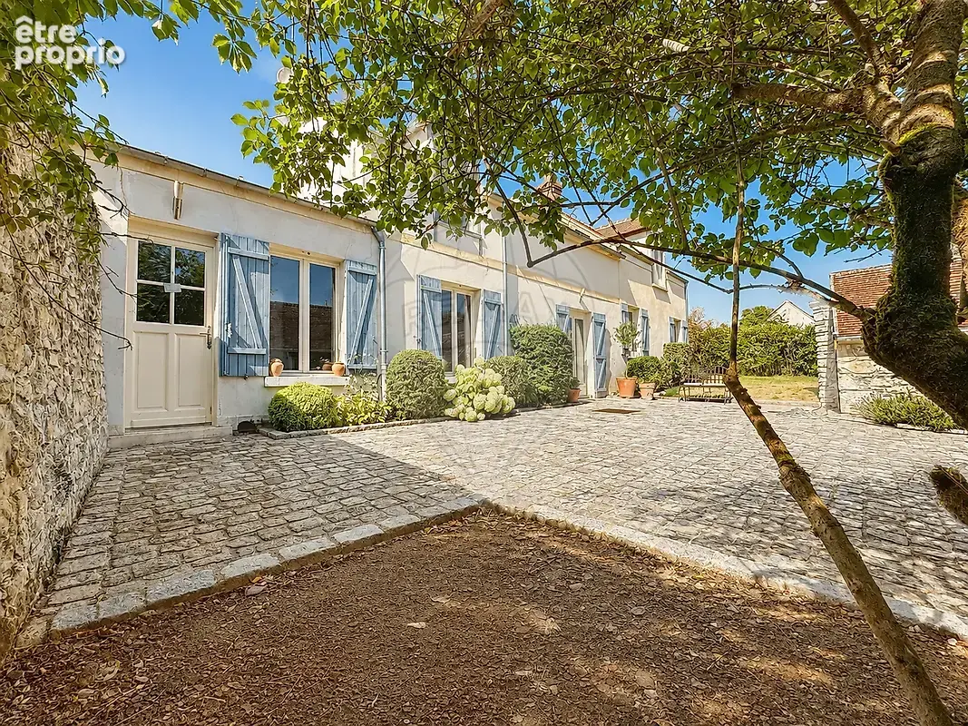 Maison 7 pièces 145 m² · à Senlis · 145 m² · 630 000 €