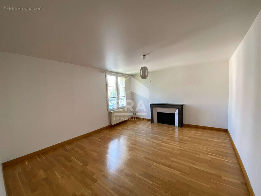 Appartement à MELUN