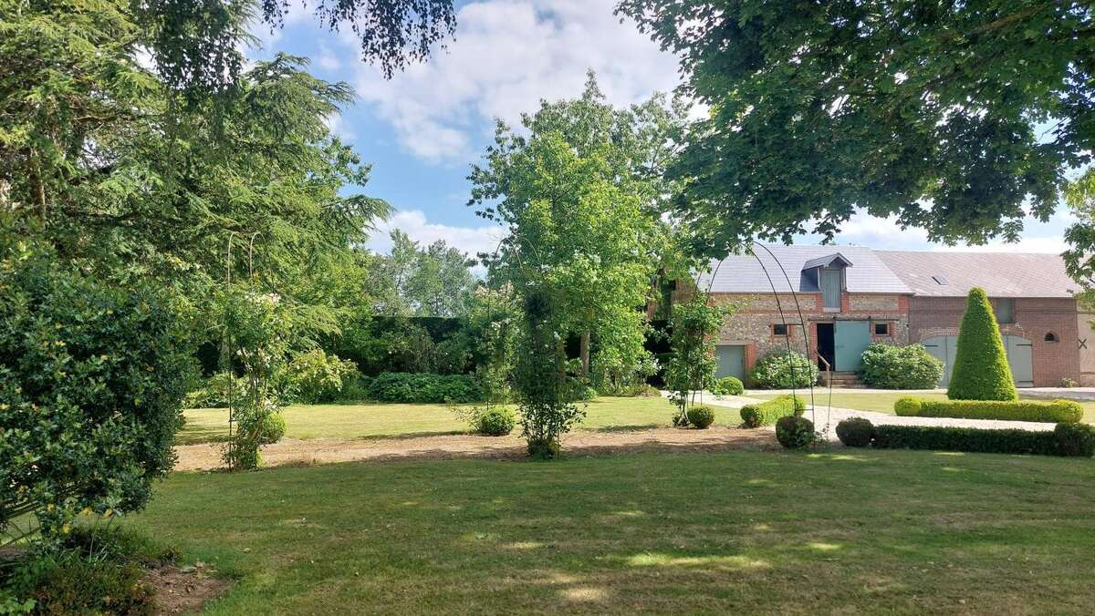 Maison à SACQUENVILLE