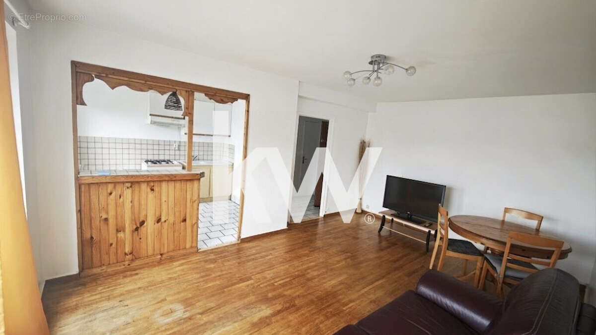 Appartement à SAINT-ETIENNE