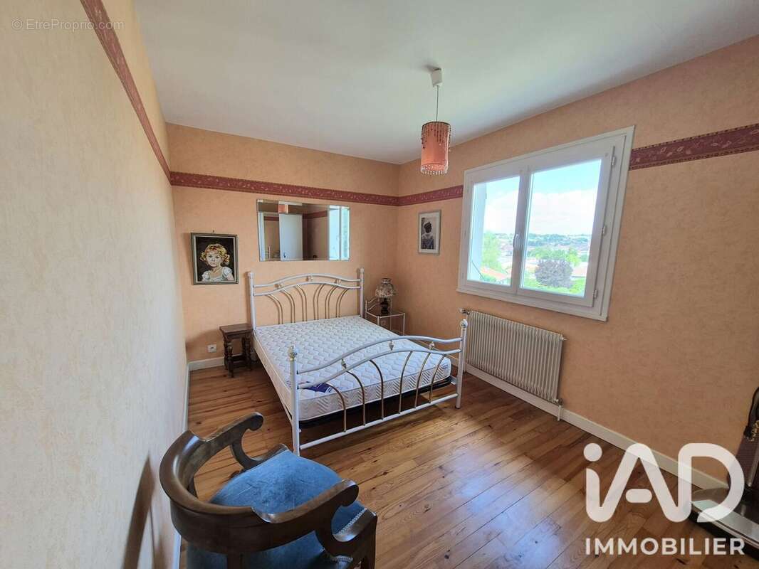 Maison 106 m² à Chandon  - photo 8