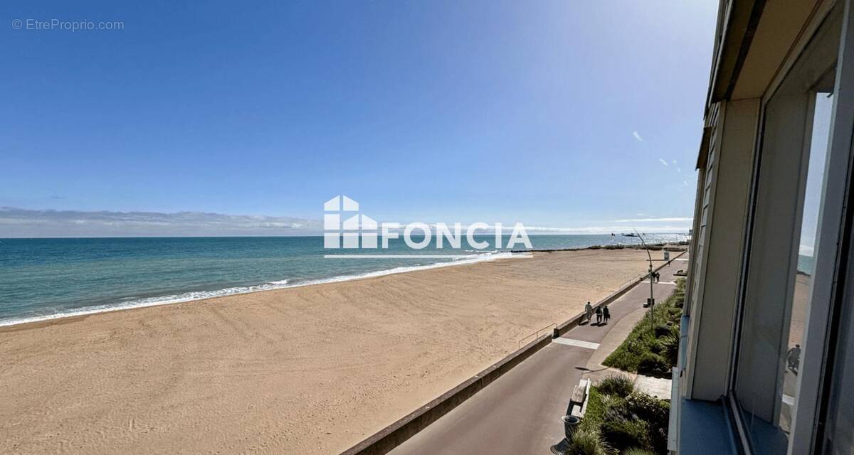 Appartement à COURSEULLES-SUR-MER