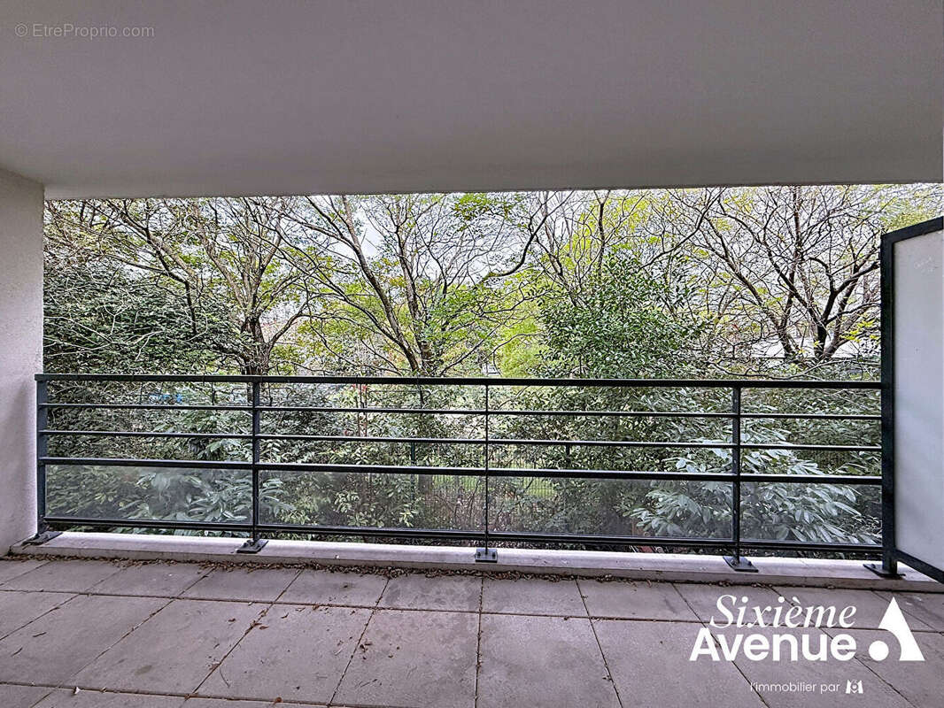 Appartement à LYON-8E