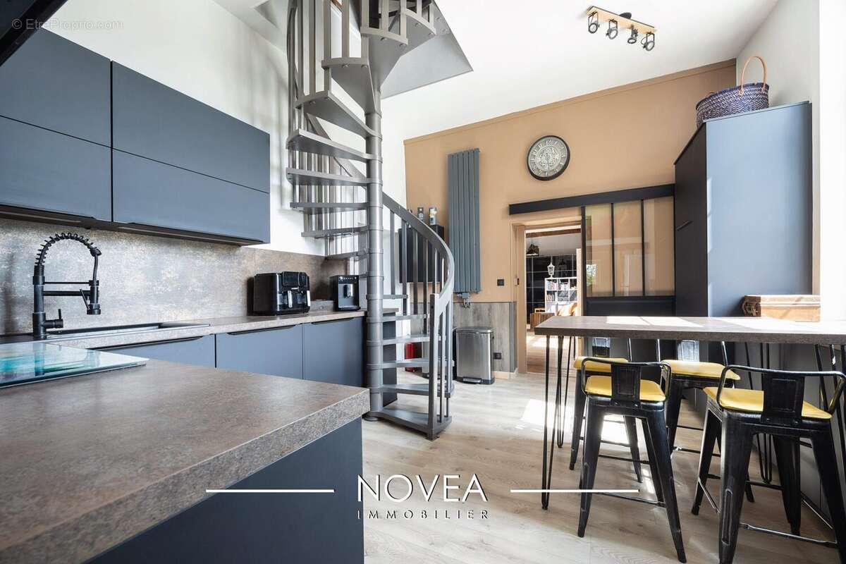 Appartement à FEYZIN