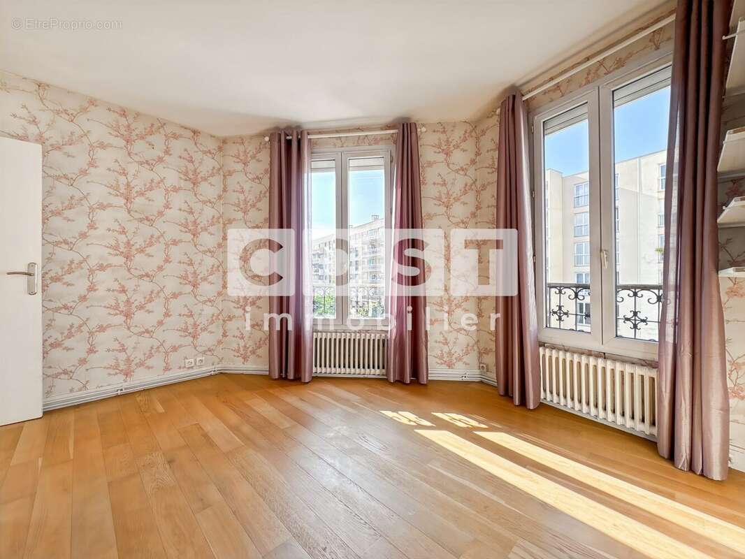 Appartement à ASNIERES-SUR-SEINE