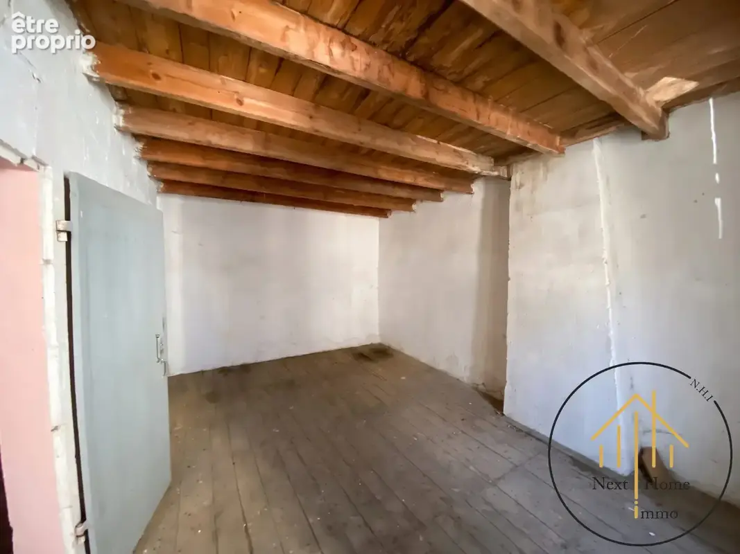 Maison 198 m² à Brossac  - photo 8
