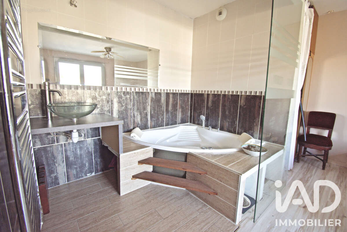 Maison 131 m² à Boissy-Sous-Saint-Yon  - photo 9