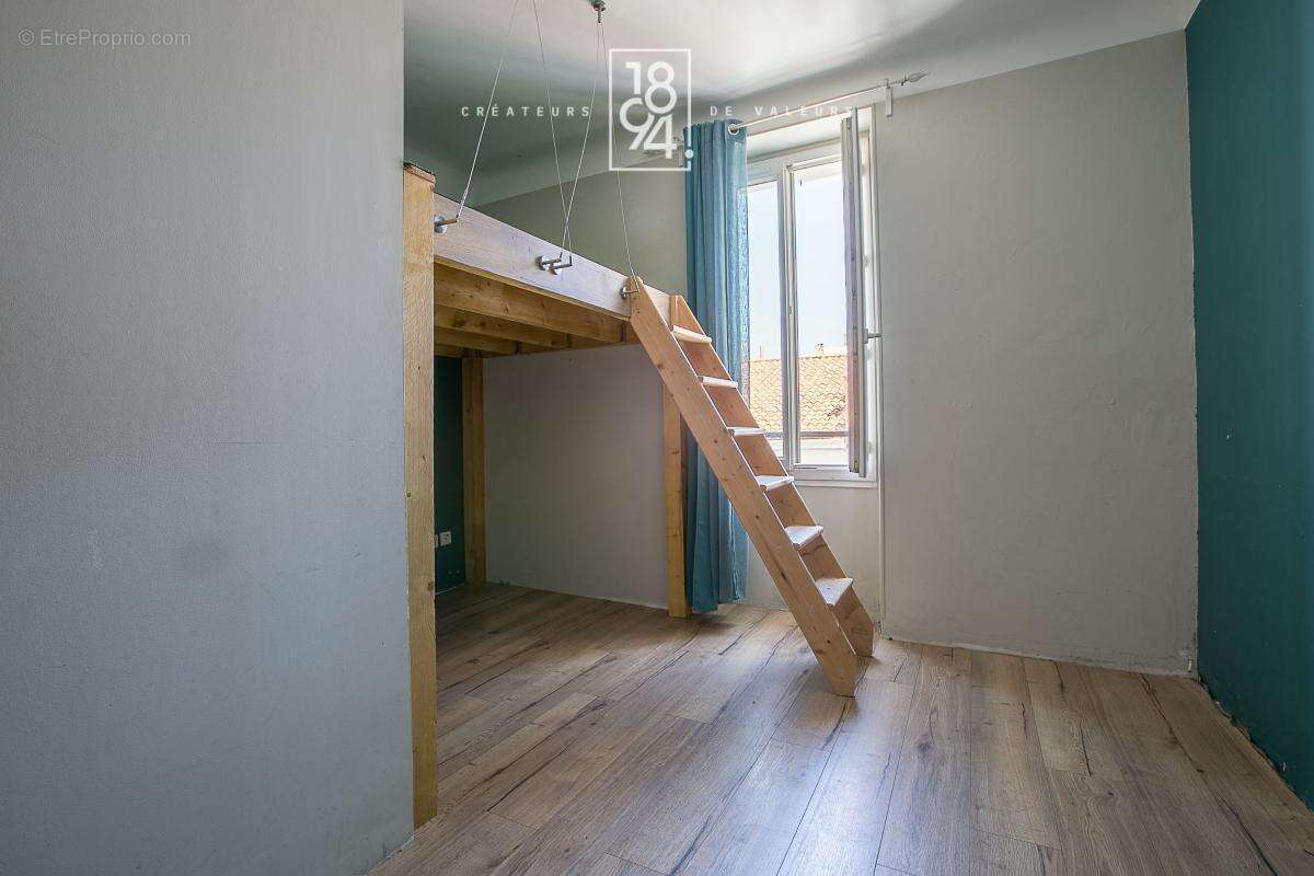 Maison à MARSEILLE-7E