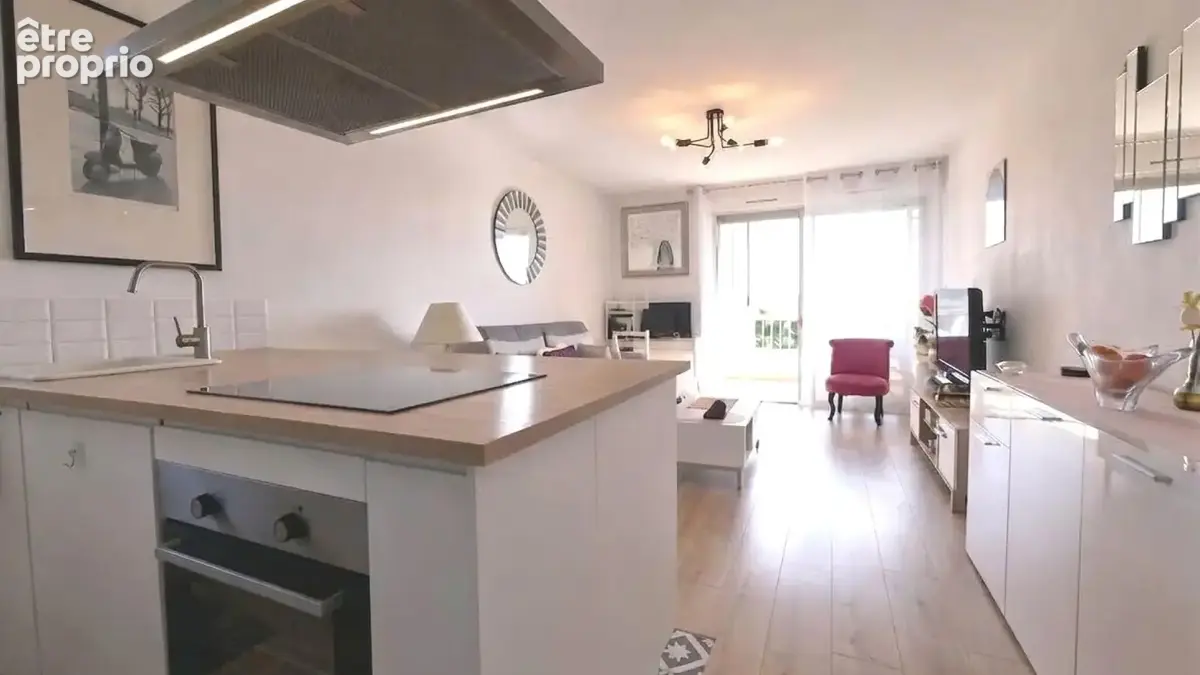 Photo Appartement à Six-Fours-Les-Plages au prix de 290 000€