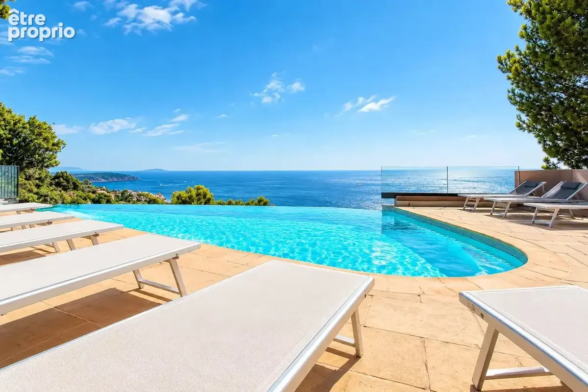 Cap d'ail "mala" - 3p 80m² - terrasse 35m² - garage - cave - vue mer panoramique - piscines - photo 8