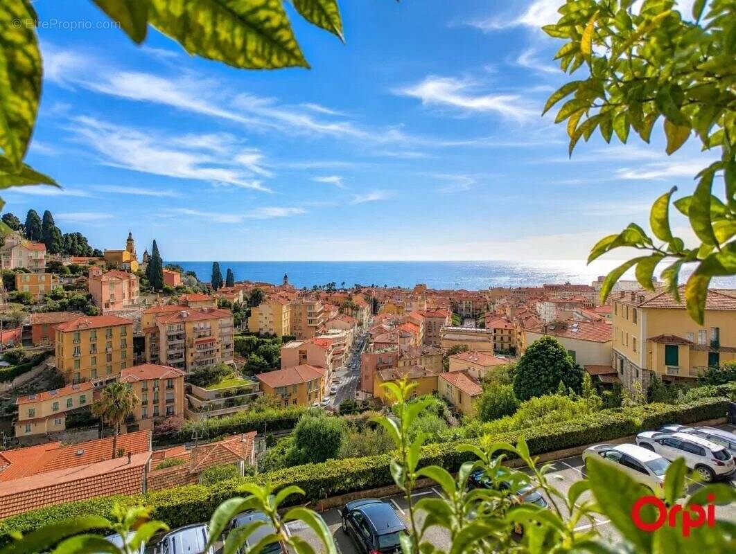 Appartement à MENTON
